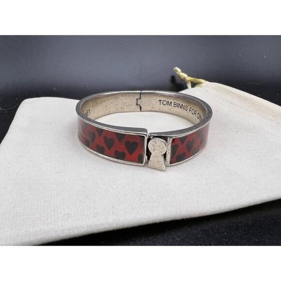 Tom Binns for Disney Couture Alice Bracelet - Picture 1 of 6